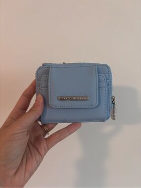 Steve Madden Light Blue Compact Zip Card Holder